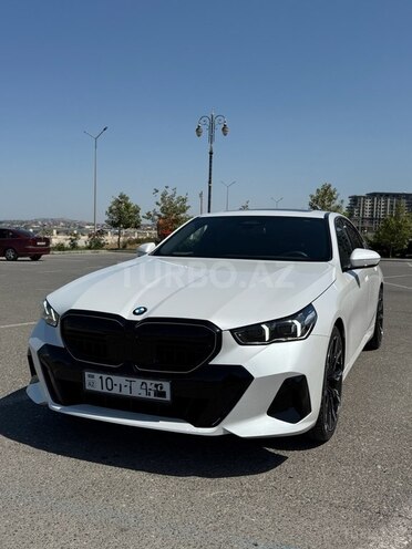 BMW 530 2024, 8,000 km - 2.0 l - Bakı