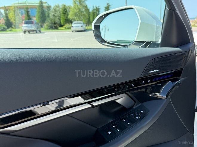 BMW 530 2024, 8,000 km - 2.0 l - Bakı