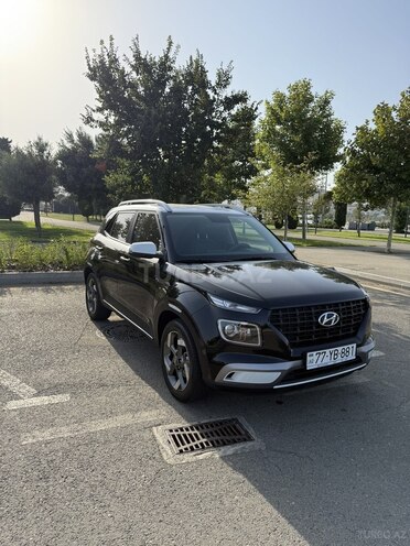 Hyundai Venue 2024, 21,000 km - 1.6 l - Bakı
