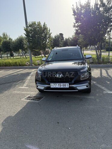 Hyundai Venue 2024, 21,000 km - 1.6 l - Bakı