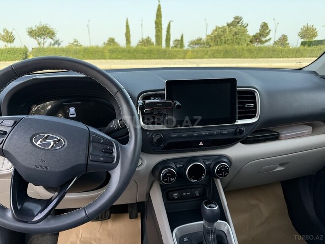 Hyundai Venue 2024, 21,000 km - 1.6 l - Bakı