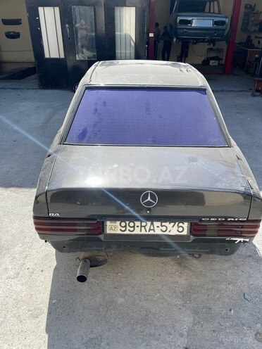 Mercedes 190 1990, 289,637 km - 2.0 л - Bakı