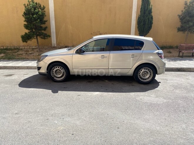 Opel Astra 2009, 264,000 km - 1.3 l - Xırdalan