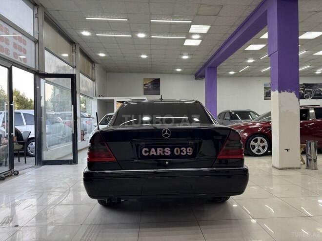 Mercedes C 220-7