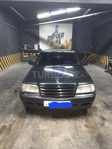 Mercedes C 220 1995, 567,500 km - 2.2 l - Xırdalan