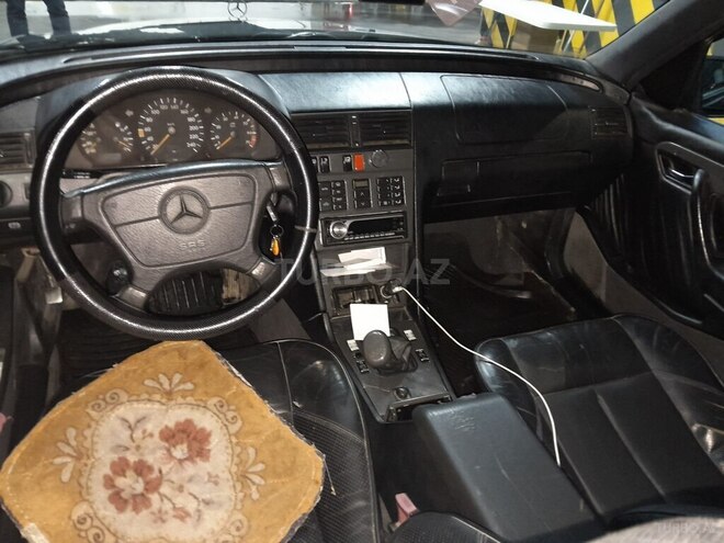 Mercedes C 220 1995, 567,500 km - 2.2 l - Xırdalan