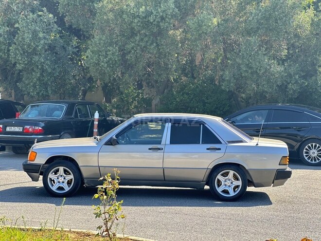 Mercedes 190 1991, 270,000 km - 2.0 l - Bakı