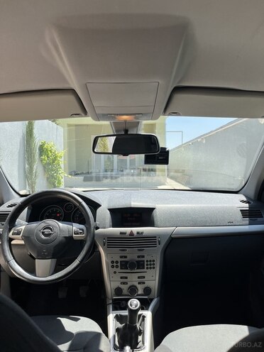 Opel Astra 2007, 330,000 km - 1.4 l - Bakı