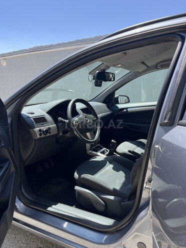 Opel Astra 2007, 330,000 km - 1.4 l - Bakı