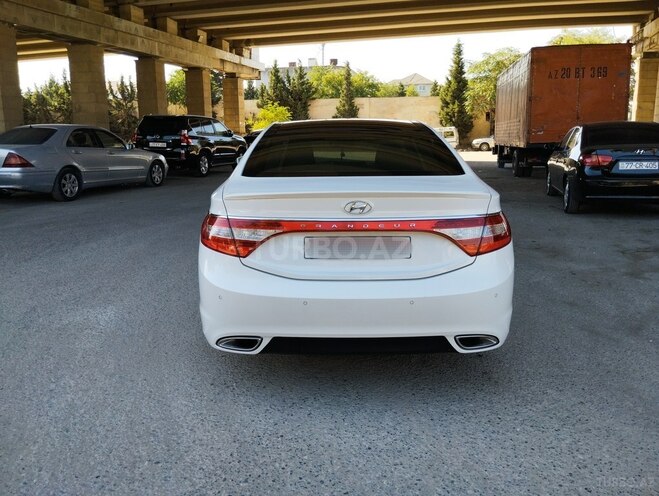 Hyundai Grandeur 2014, 100,000 km - 2.4 l - Bakı