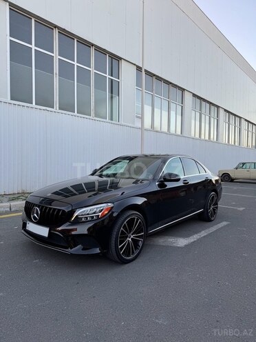 Mercedes C 300 4MATIC 2018, 172,000 km - 2.0 l - Gəncə