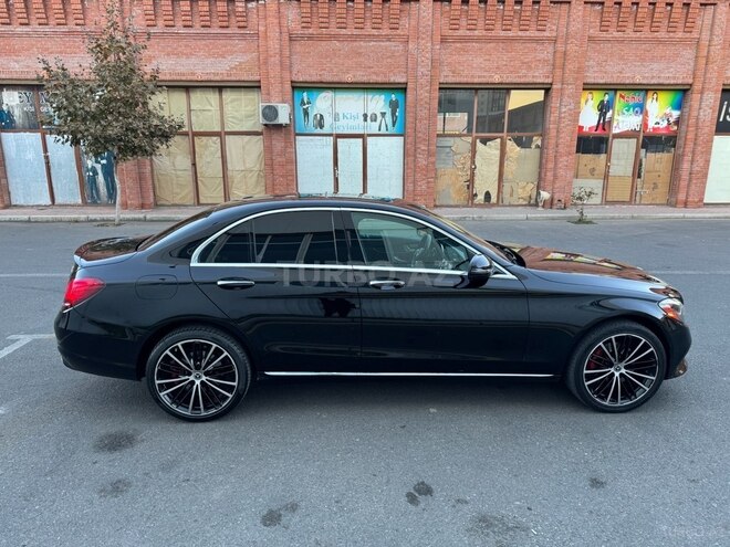 Mercedes C 300 4MATIC 2018, 172,000 km - 2.0 l - Gəncə