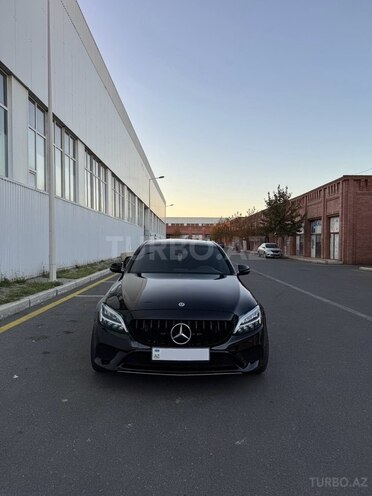 Mercedes C 300 4MATIC 2018, 172,000 km - 2.0 l - Gəncə