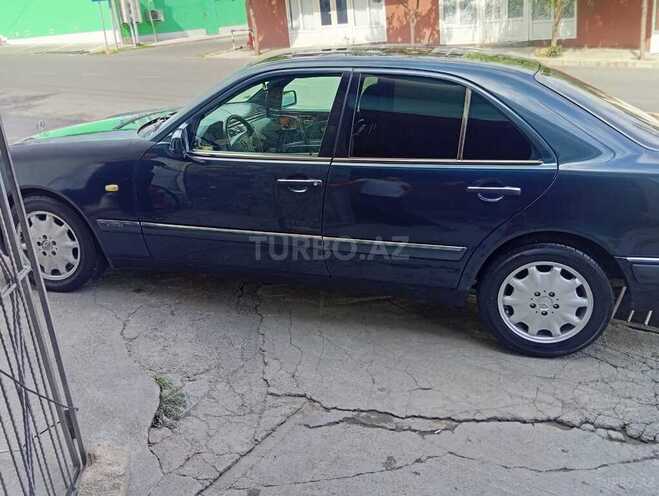 Mercedes E 280 1998, 298,457 km - 2.8 l - Qəbələ