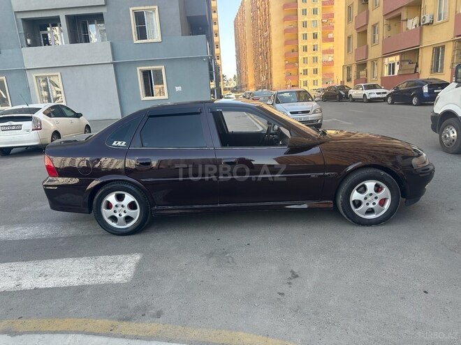 Opel Vectra 1999, 352,000 km - 1.6 l - Xırdalan