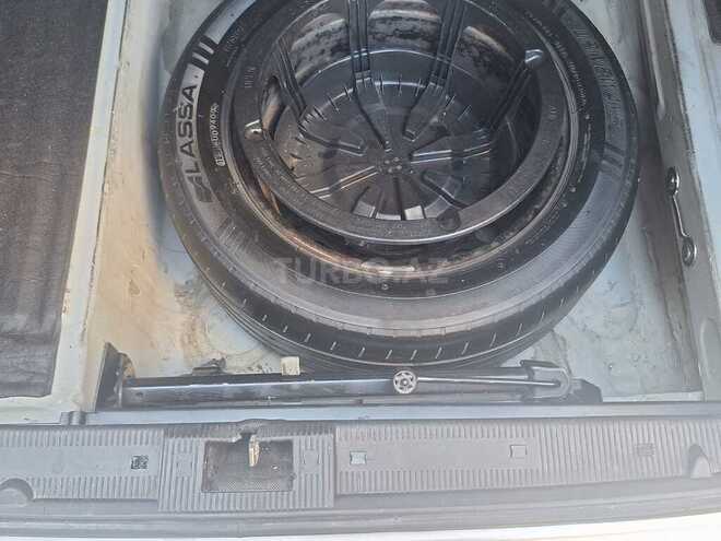 Mercedes E 220 d 2001, 435,000 km - 2.2 л - Bakı