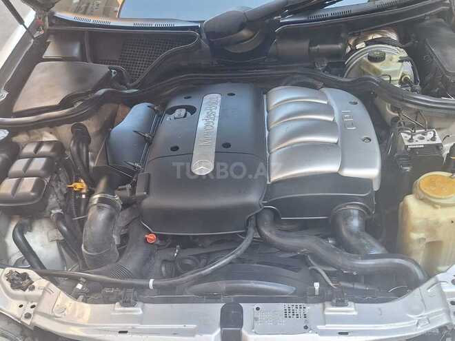 Mercedes E 220 d 2001, 435,000 km - 2.2 л - Bakı