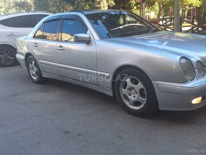 Mercedes E 220 d 2001, 435,000 km - 2.2 л - Bakı