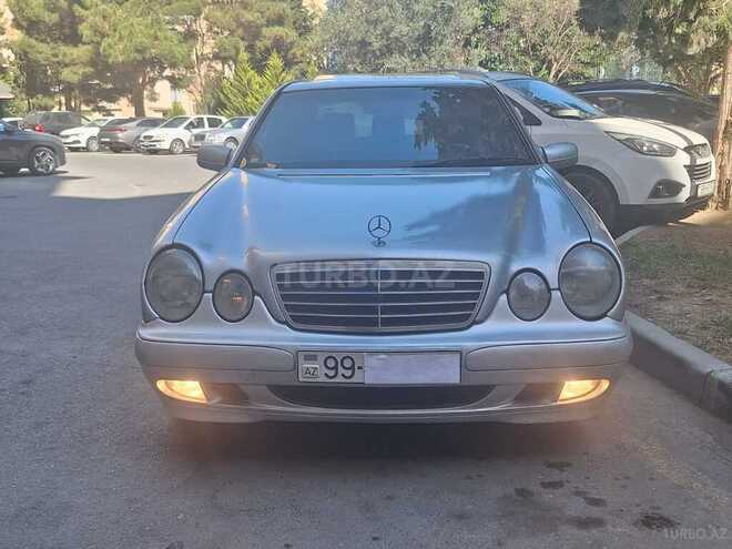 Mercedes E 220 d 2001, 435,000 km - 2.2 л - Bakı