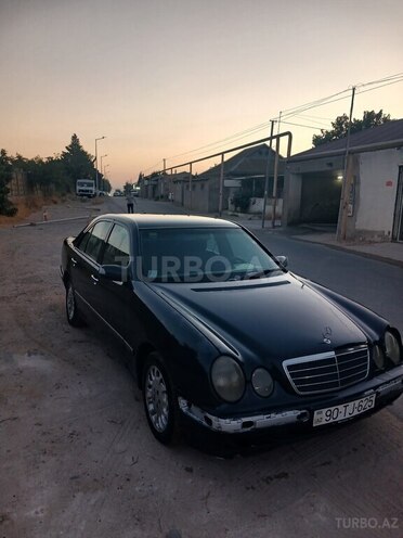 Mercedes E 220 d 2001, 600,000 km - 2.2 l - Bakı