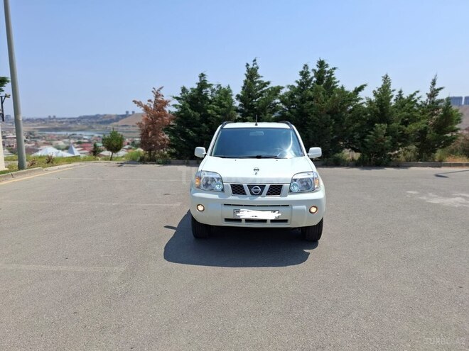 Nissan X-Trail 2011, 203,000 km - 2.5 л - Bakı