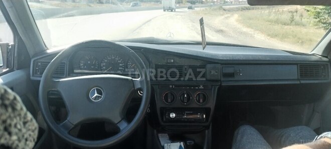 Mercedes 190 1992, 317,418 km - 2.0 l - Qəbələ