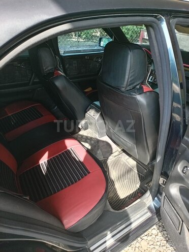Mercedes E 230 1997, 250,000 km - 2.3 l - Bərdə