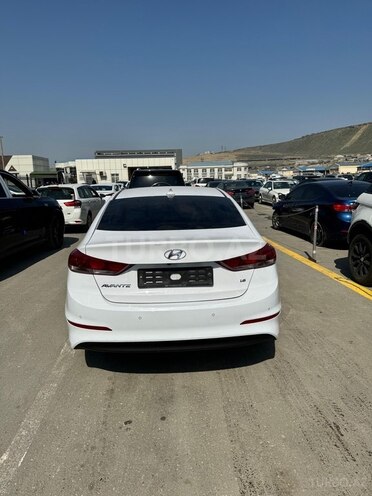 Hyundai Avante 2017, 180,000 km - 1.6 l - Bakı