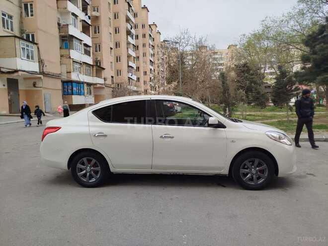 Nissan Sunny 2013, 195,000 km - 1.5 л - Bakı