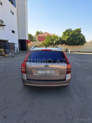 Kia  2008, 279,600 km - 1.6 l - Bakı