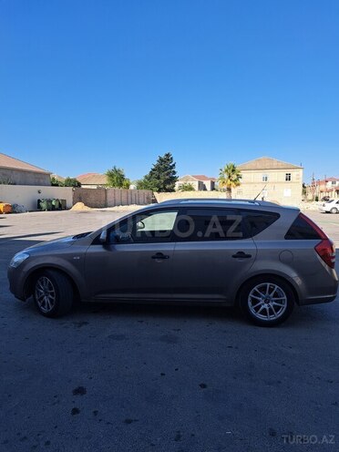 Kia  2008, 279,600 km - 1.6 l - Bakı