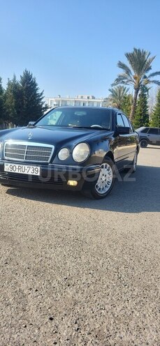 Mercedes E 230 1996, 522,000 km - 2.3 l - Astara