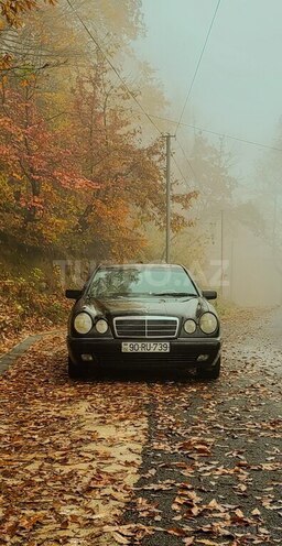 Mercedes E 230 1996, 522,000 km - 2.3 l - Astara