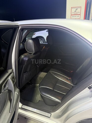 Mercedes E 280 2000, 348,120 km - 2.8 l - Yevlax
