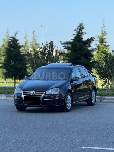Volkswagen Jetta-2