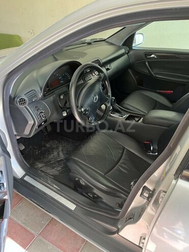 Mercedes C 240 2002, 320,000 km - 2.6 l - Sumqayıt