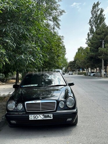 Mercedes E 240 1997, 254,000 km - 2.4 l - Sumqayıt