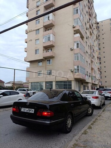 Mercedes E 240 1997, 254,000 km - 2.4 l - Sumqayıt