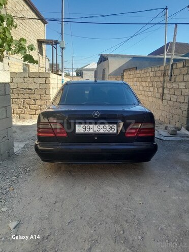 Mercedes E 220 d 2000, 311,145 km - 2.2 л - Bakı