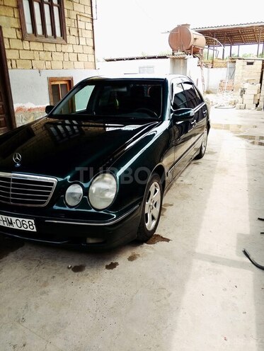 Mercedes E 220 d 1999, 420,000 km - 2.2 l - Salyan