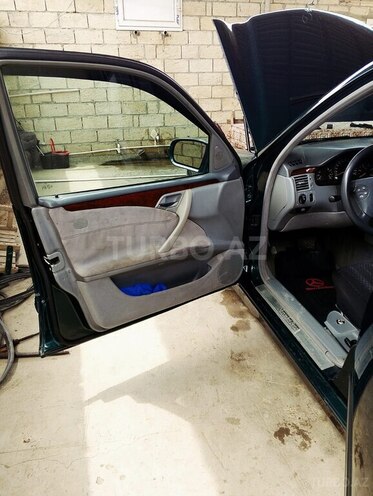 Mercedes E 220 d 1999, 420,000 km - 2.2 l - Salyan