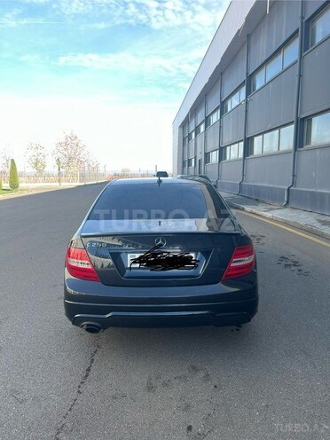 Mercedes C 250 2011, 240,000 km - 1.8 l - Bakı