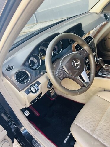 Mercedes C 250 2011, 240,000 km - 1.8 l - Bakı