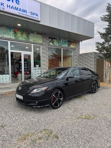 Toyota Camry-1