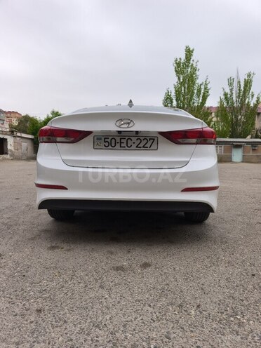 Hyundai Elantra 2018, 144,000 km - 2.0 l - Bakı