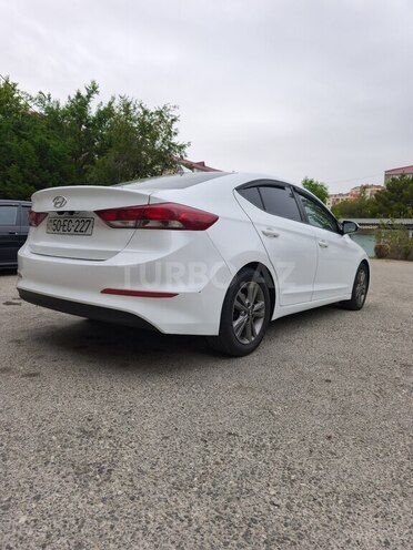 Hyundai Elantra 2018, 144,000 km - 2.0 l - Bakı