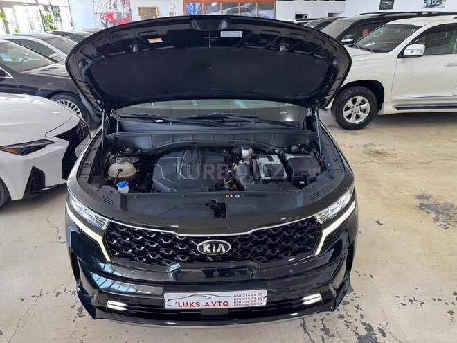 Kia Sorento-12