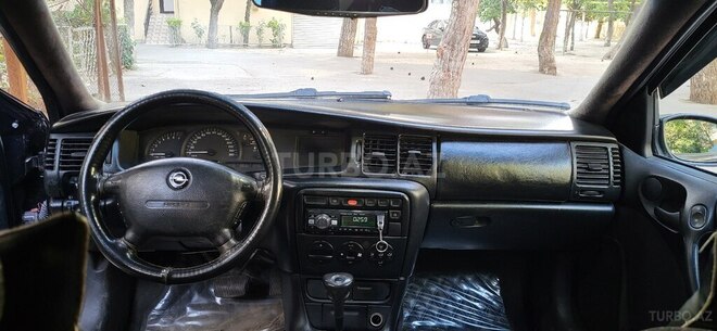 Opel Vectra 1998, 310,000 km - 1.8 l - Bakı