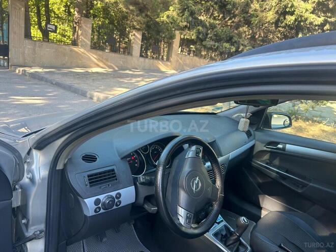 Opel Astra 2005, 310,000 km - 1.4 l - Bakı