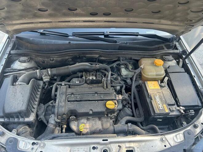 Opel Astra 2005, 310,000 km - 1.4 l - Bakı